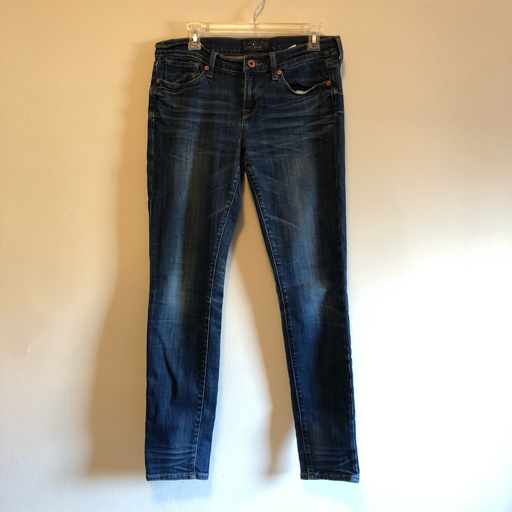 Lucky Brand Charlie Skinny jeans sz 8 distressed